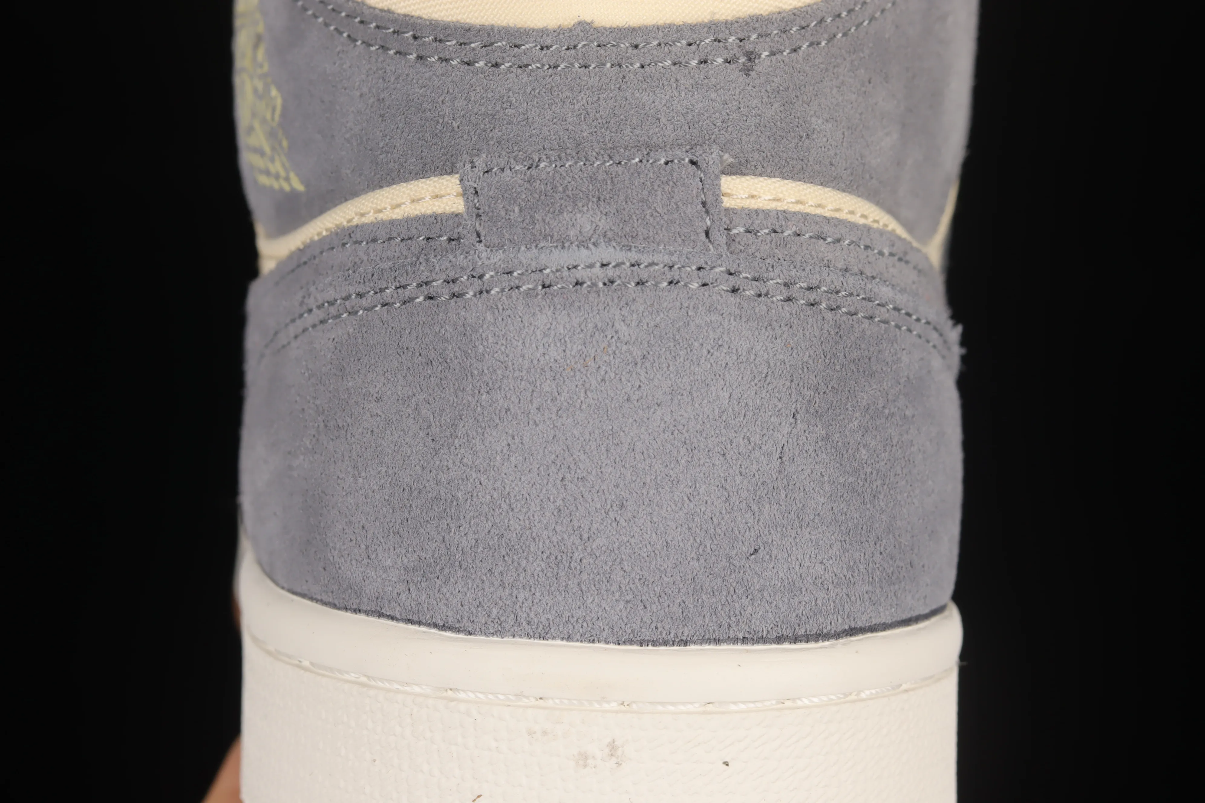 All categories Air Jordan Jordan series basketball shoes Air Jordan 1 Mid Air Jordan 1 Mid AJ1 Joe 1 rice gray coconut milk mid-top basketball shoes DN4281-100